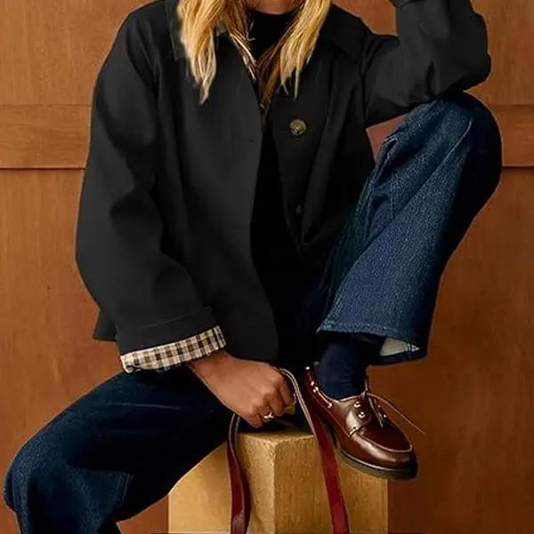 Cropped Women’s Trench Coat – Oversized Casual Jacket with Classic Collar & Checkered Lining